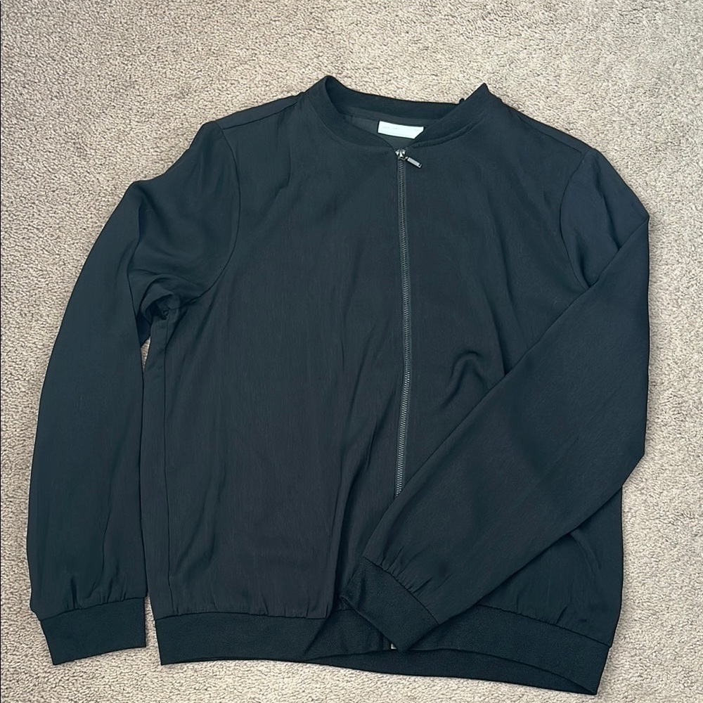 NWT Women’s thin, light weight black jacket